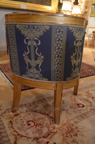XXe siècle - Fauteuil bureau Russe début 20e de style Empire