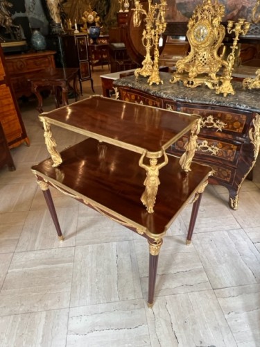 XIXe siècle - Table à Thé vers 1870