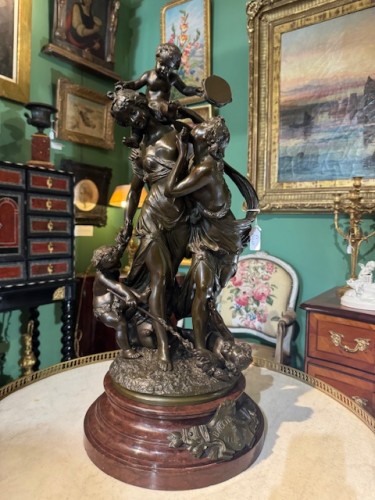 Antiquités - Bacchantes et Putti d'après Clodion