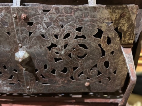 Coffre de Nuremberg 17e siècle - Antiquités Paul Azzopardi