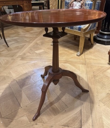 Antiquités - Guéridon en acajou fin 18e