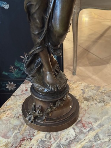 Antiquités - Femme jouant de la double flute - Eugène Marioton (1854 - 1933)