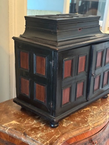 Antiquités - Cabinet Anversois du XVIIe siècle