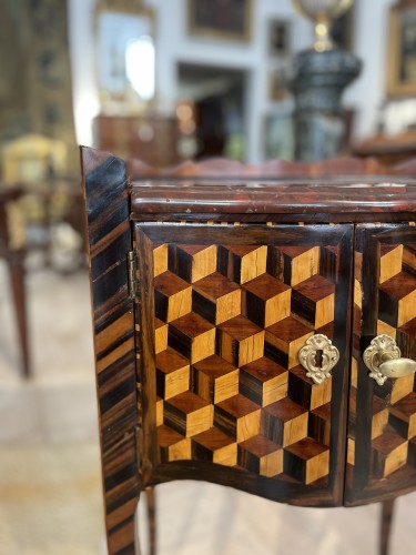 Table de Chevet d'époque Transition - Antiquités Paul Azzopardi