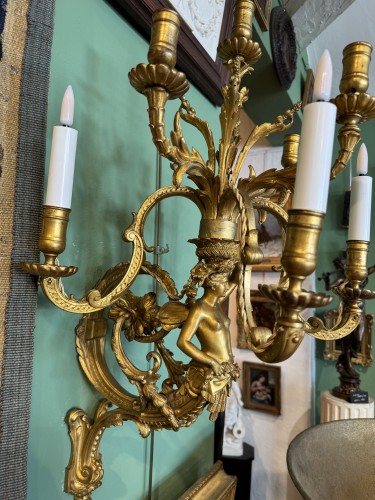 Paire de grandes appliques en bronze 19e - Antiquités Paul Azzopardi