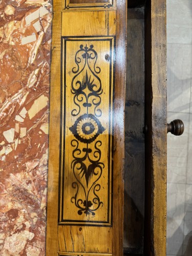 Mobilier Table & Guéridon - Table de changeur suisse fin 17e
