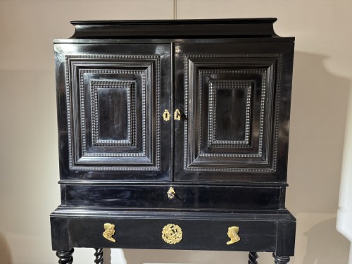 XVIIIe siècle - Cabinet Italien d'époque Louis XIV