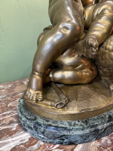 Enfants essayant d'attraper un coq, Bronze fin XIXe début XXe  - 