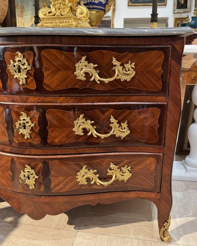 Paire de commodes d'époque Louis XV - Antiquités Paul Azzopardi