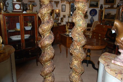 Antiquités - Pair of late 17th century wooden columns