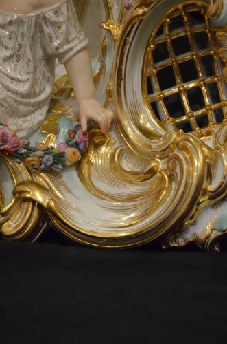 Napoléon III - Pendule en porcelaine de Paris