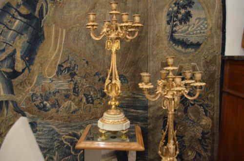 XIXe siècle - Paire de candélabres en bronze doré