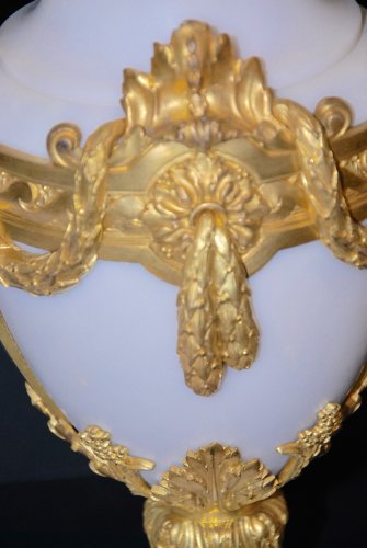 Antiquités - Vase couvert de Ferdinand Barbedienne