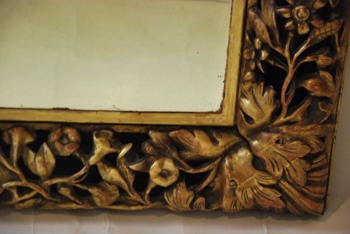 Régence - Miroir en bois doré d'époque Régence, début du XVIIIe siècle