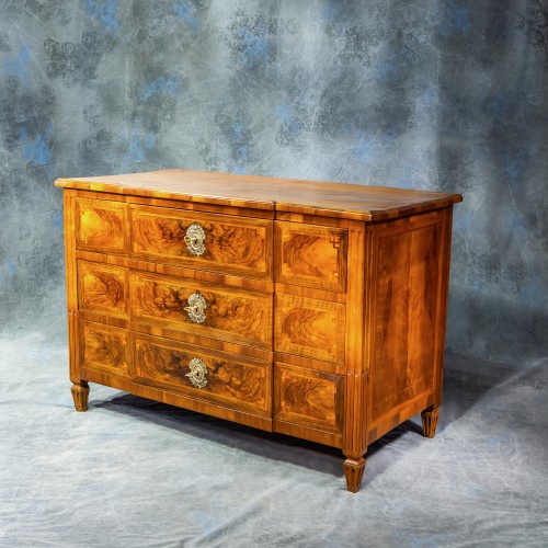 Commode Louis XVI en noyer blond - Mobilier Style Louis XVI