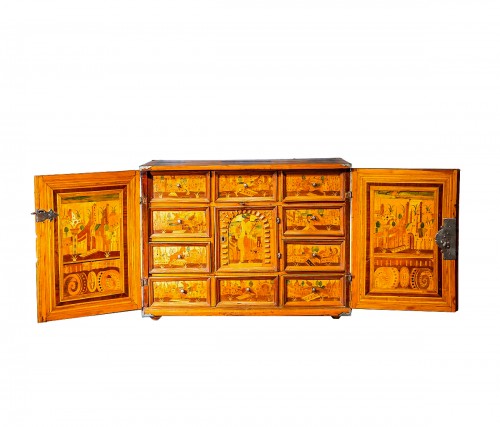 17th century Cabinet with naturalist and architecture decor