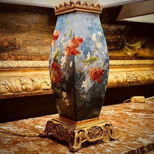 Paire de lampes en céramique à décor floral émaillé, époque Second Empire - Luminaires Style Napoléon III