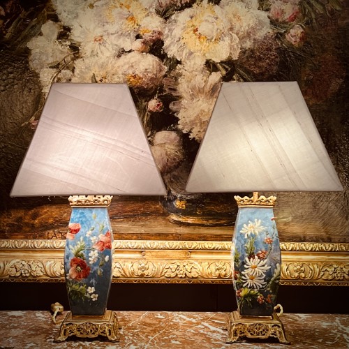 19th century - Pair of ceramic lamps with enameled floral decoration, Second Empire period