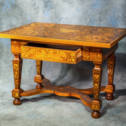 Ceremonial table marquetry of flowers, birds, dogs and scrolls - 