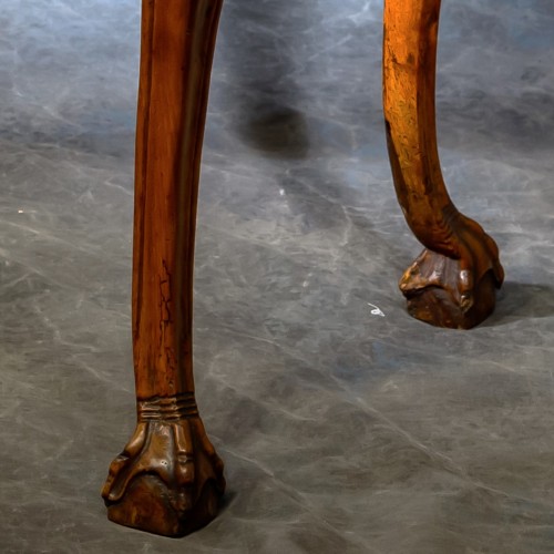 18th century - 18th century walnut living room table inlaid with interlacing