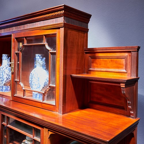 Cabinet pour porcelaines Collinson & Lock London - Mobilier Style Napoléon III