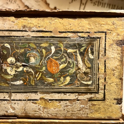 Objects of Vertu  - 17th century Polychrome Courtesy Box 