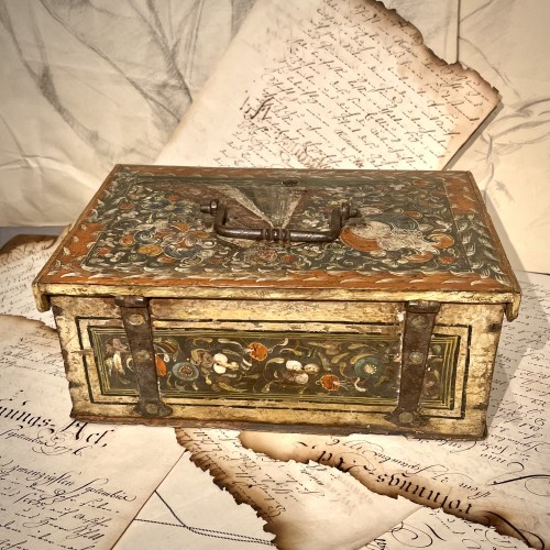 Renaissance - 17th century Polychrome Courtesy Box 