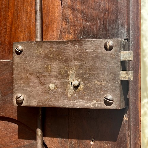 Antiquités - Franch Walnut armoire