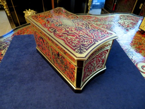 stamped TAHAN Tea Caddy in Boulle marquetry Napoleon III period 19th - 