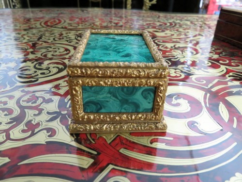 Antiquités - Box in Malachite and bronze marquetry 19th Napoleon III period