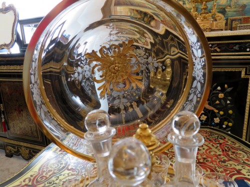 Objet de décoration Cave à liqueur - Cave à liqueur en bronze d'époque Napoléon III  marquée L'Escalier de Cristal 
