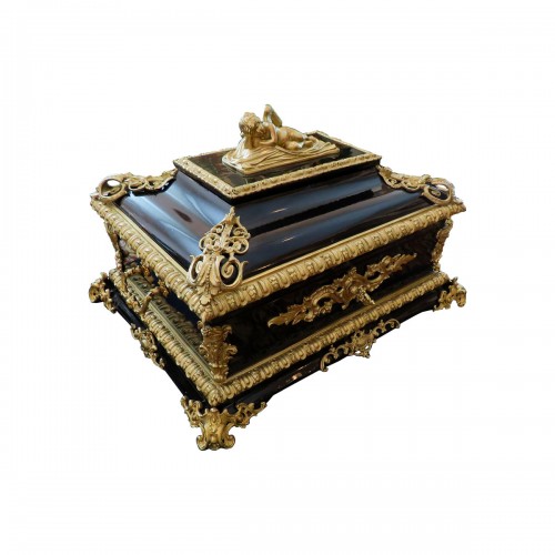 French large Box bronze and black in Boulle 19th Napoleon III period 