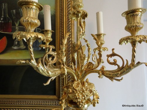 Napoléon III - Paire de grands candélabres en bronze marqués CARRIER 