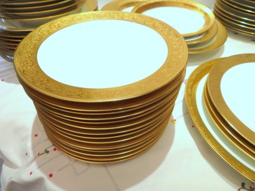 Antiquités - Haviland  - Set of dinner in Porcelaine of Limoges Thistle gold