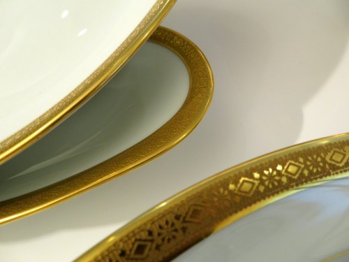 Argenterie et Arts de la table  - Service "Malevergne"  en porcelaine de Limoges