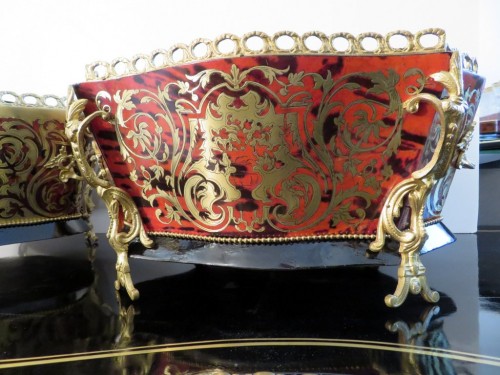 XIXe siècle - Paire de jardinières Napoléon III en marqueterie Boulle en partie et contre-partie