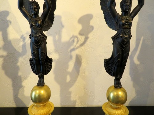 Paire de candélabres Empire aux Victoires ailées - Luminaires Style Empire