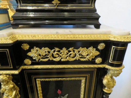 XIXe siècle - Marquée S. COCHARD - Enfilade en marqueterie de Pierres Dures