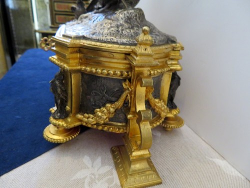 MOIGNIEZ - Boite à bijoux en bronze argenté et doré Epoque Napoléon III - Antiquités Biau