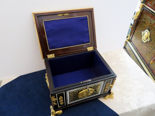 Antiquités - Jewelry Box Ivory and Boulle marquetry, early 18th century