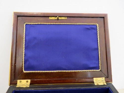 Antiquités - Jewelry Box Ivory and Boulle marquetry, early 18th century