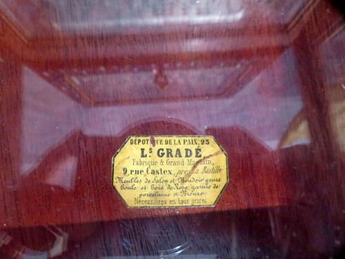 Antiquités - Cave à liqueur marqueterie à la reine d’époque Napoléon III estampillé GRADE 