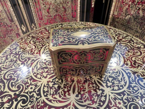 Boite à senteur marqueterie sur toutes ses faces Epoque Napoléon III - Objets de Vitrine Style Napoléon III