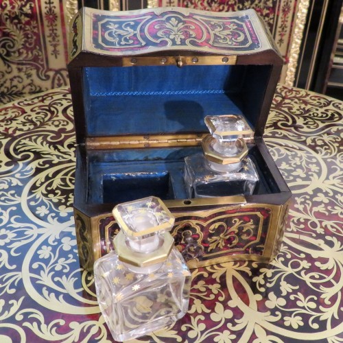 Antiquités - Boite à senteur marqueterie sur toutes ses faces Epoque Napoléon III