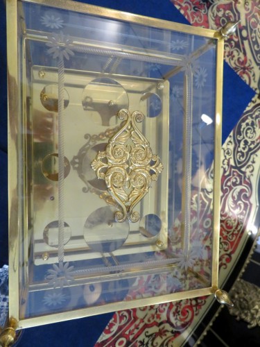 Antiquités - Tantalus box in gilded bronze and crystal, XX century