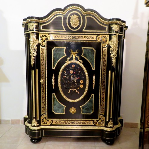Mobilier Buffet - Buffet Napoléon III en marqueterie de pierre dure et marqueterie Boulle 
