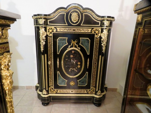 Buffet Napoléon III en marqueterie de pierre dure et marqueterie Boulle  - Antiquités Biau