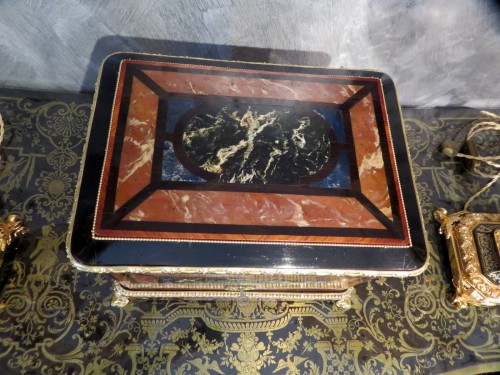 Marquée AUCOC - Cave à liqueur en marqueterie de Marbre d’époque Napoléon III - Napoléon III