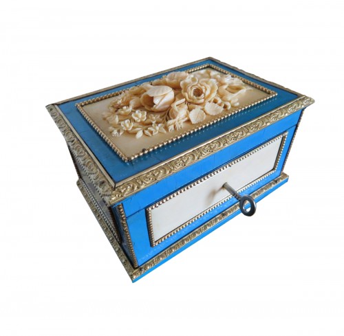 Stamped Garnesson Jewelry Boxe in Boulle marquetry 19th