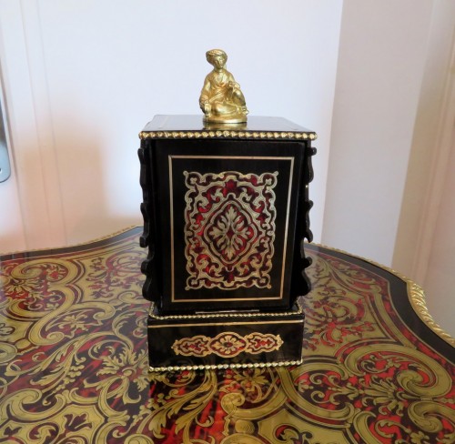  Cigar Carousel with Buddha in Boulle marquetry 19th - Decorative Objects Style Napoléon III